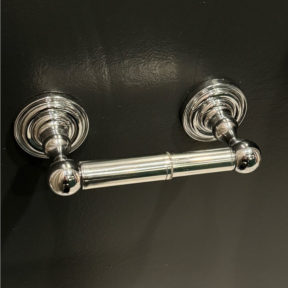 Kholer Chrome bathroom fixtures - toilet paper holder and towel bar - like new - Picture 2 of 5